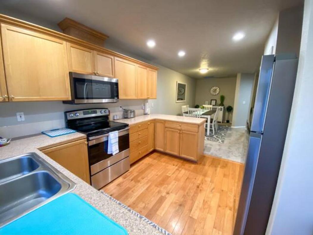 The Getaway Se Boise Condo Across The Street From Greenbelt, Bown Crossing And Boise River 3Bd 3Bath, 4 Beds! Lovely, Homey, Dining Table Seats 6 Экстерьер фото