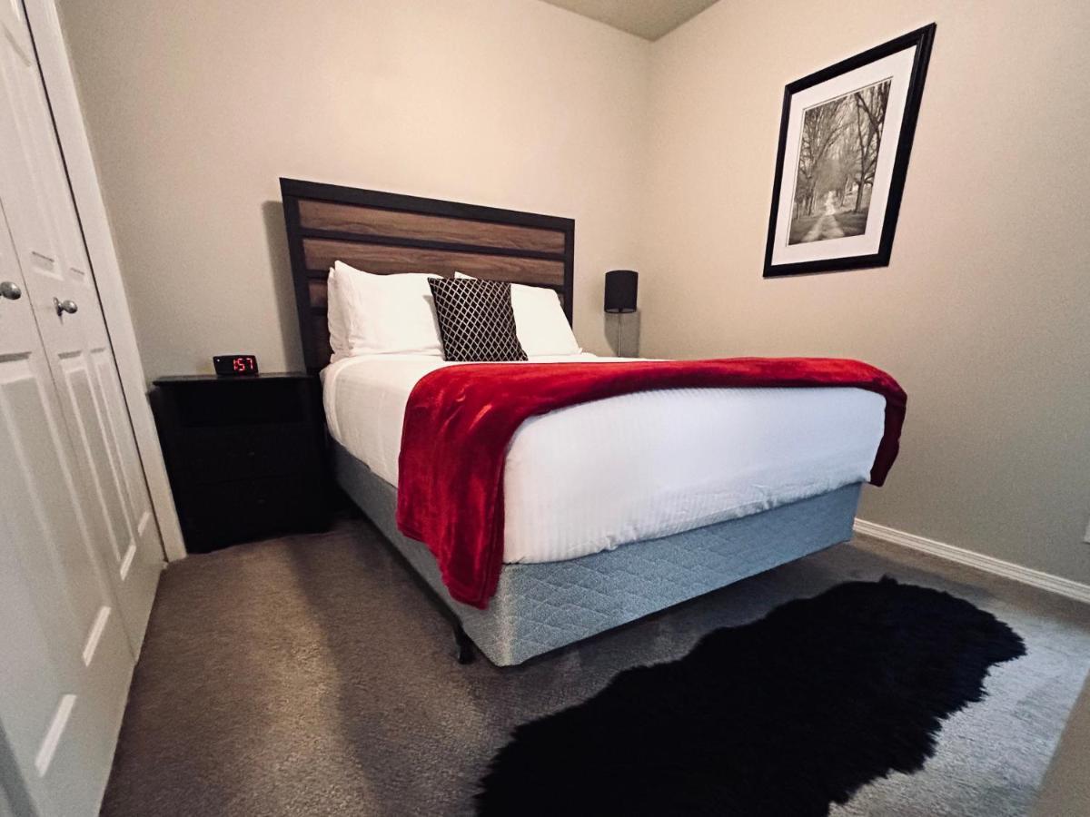The Getaway Se Boise Condo Across The Street From Greenbelt, Bown Crossing And Boise River 3Bd 3Bath, 4 Beds! Lovely, Homey, Dining Table Seats 6 Экстерьер фото