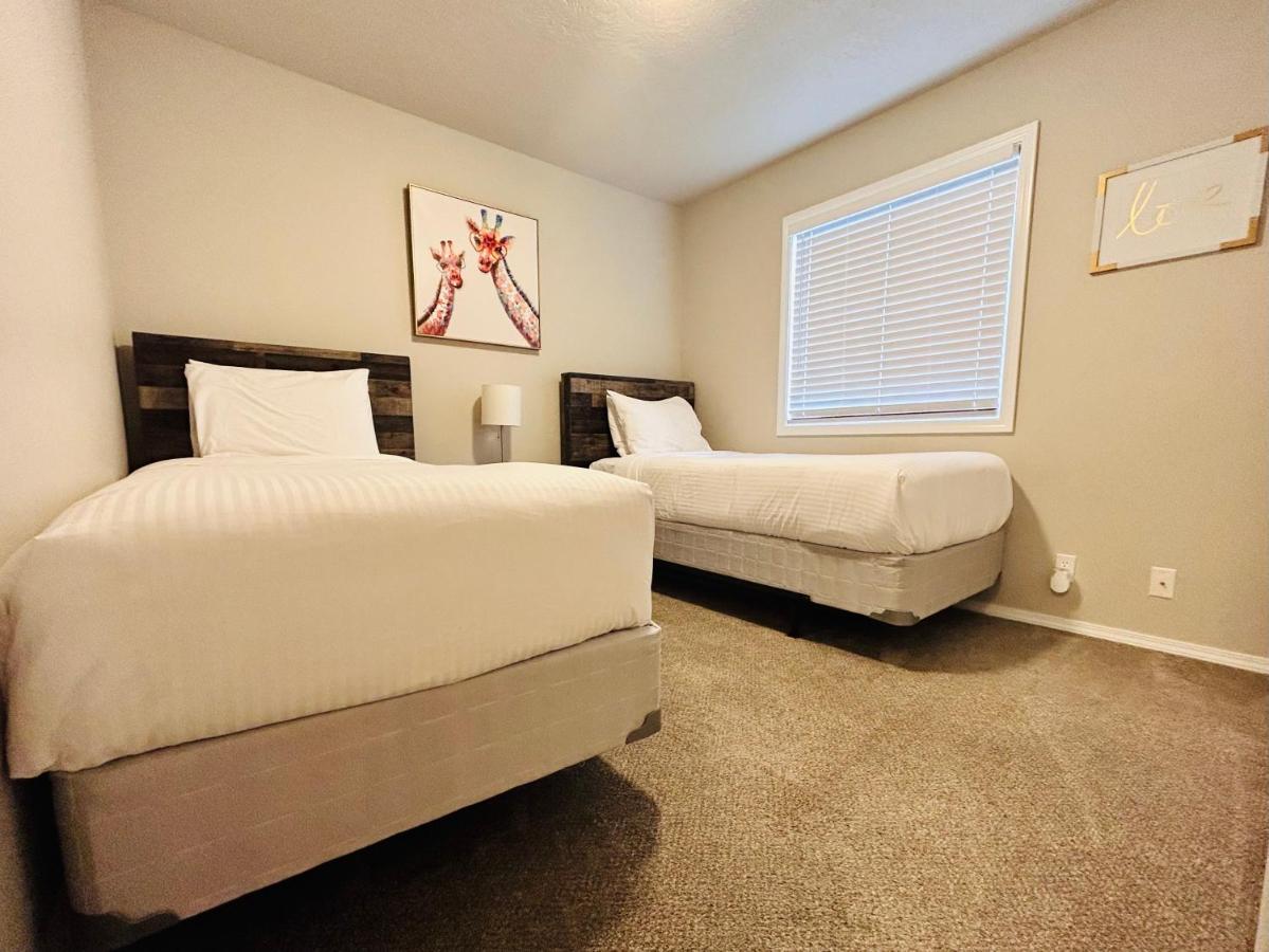 The Getaway Se Boise Condo Across The Street From Greenbelt, Bown Crossing And Boise River 3Bd 3Bath, 4 Beds! Lovely, Homey, Dining Table Seats 6 Экстерьер фото